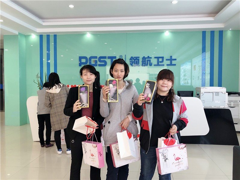 三八婦女節(jié)，領(lǐng)航集團(tuán)為全體女員工發(fā)放溫馨福利