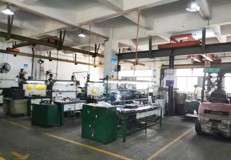 模具開(kāi)發(fā)、更改和維修服務(wù)